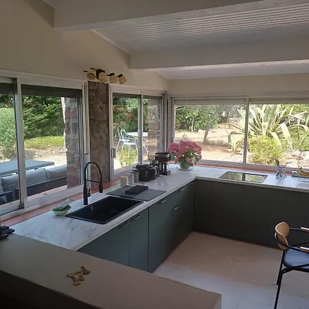 Plain-pied 4 Etoiles 3 4 Lits Proximite Centre, Commodites Et Plages וילה
